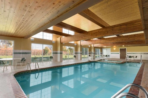 Country Inn & Suites by Radisson, Milwaukee Airport, WI image 23