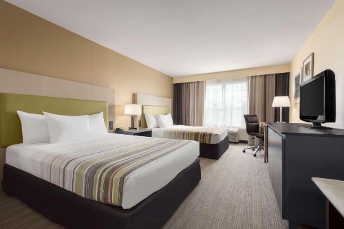 Country Inn & Suites by Radisson, Milwaukee Airport, WI image 5